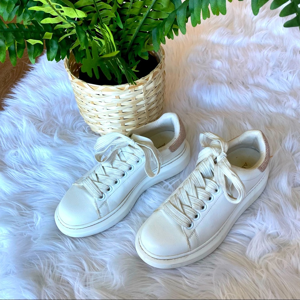 Thick sole white sneaker with rhinestone detail